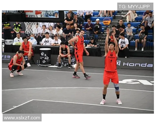 赛后分析：西安篮球队与重庆篮球队实力对比及比赛亮点回顾